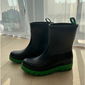 LOOK NEW GIA BORGHINI SHORT RAINBOOTS!!! SIZE 7.